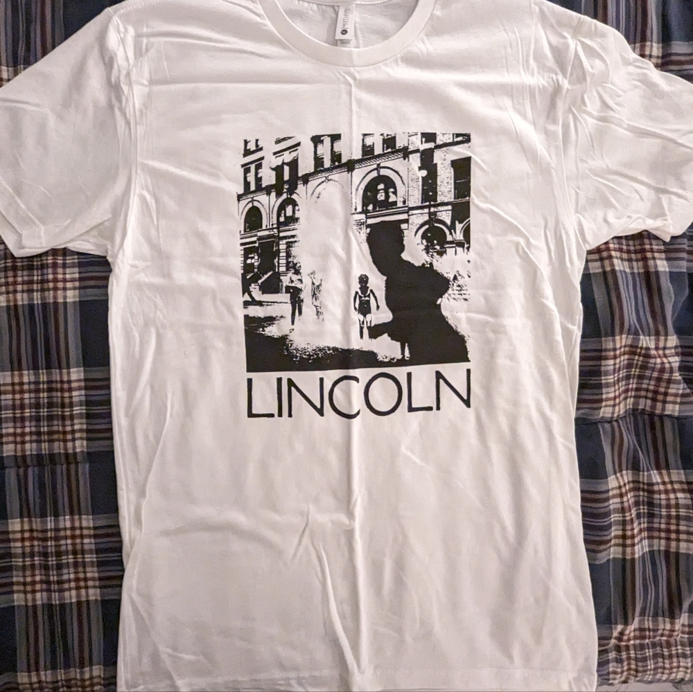 Lincoln‎ t-shirt